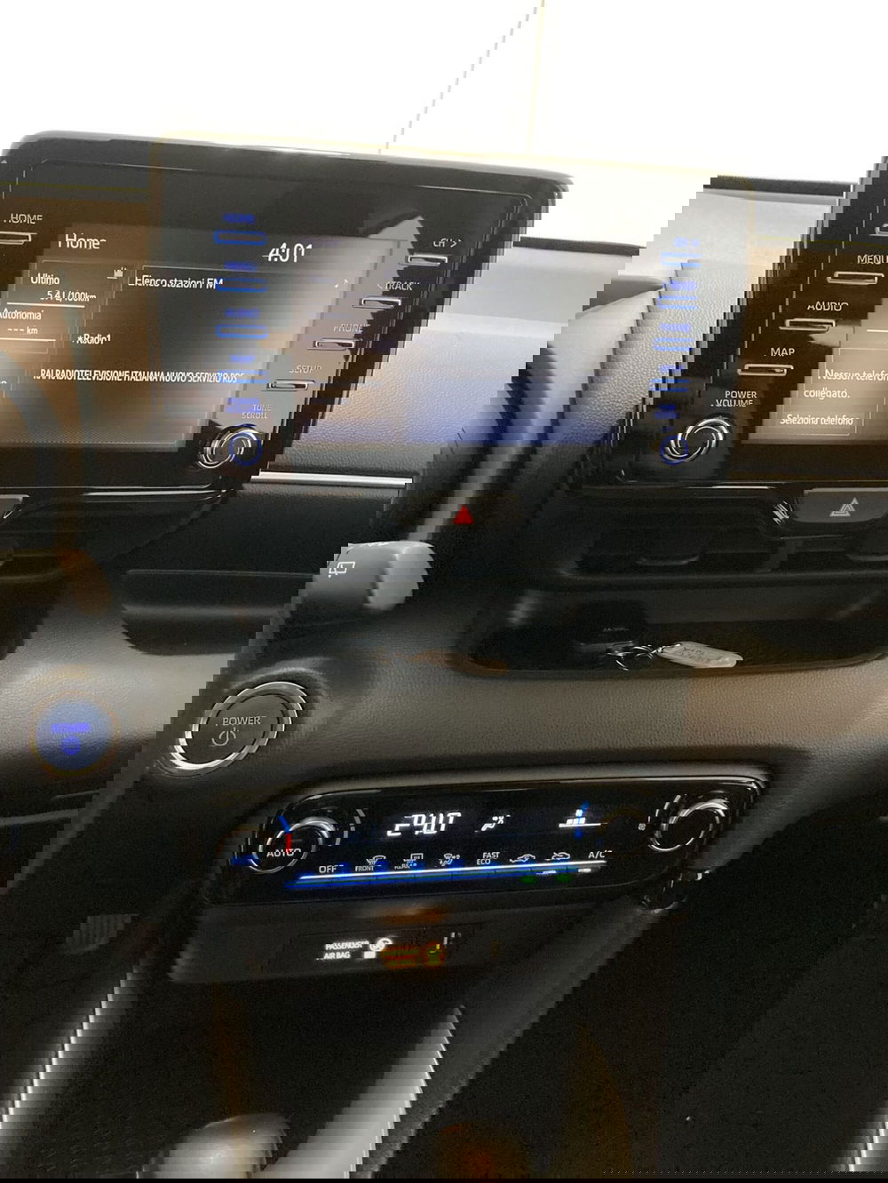 Toyota Yaris usata a Barletta-Andria-Trani (13)