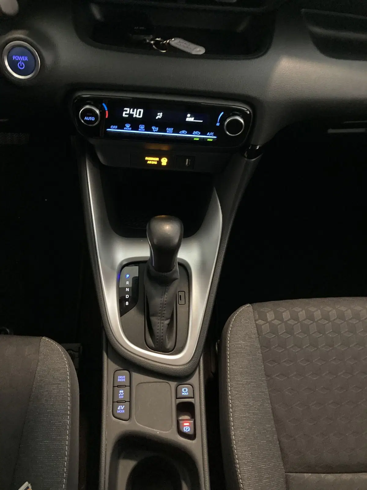 Toyota Yaris usata a Barletta-Andria-Trani (15)