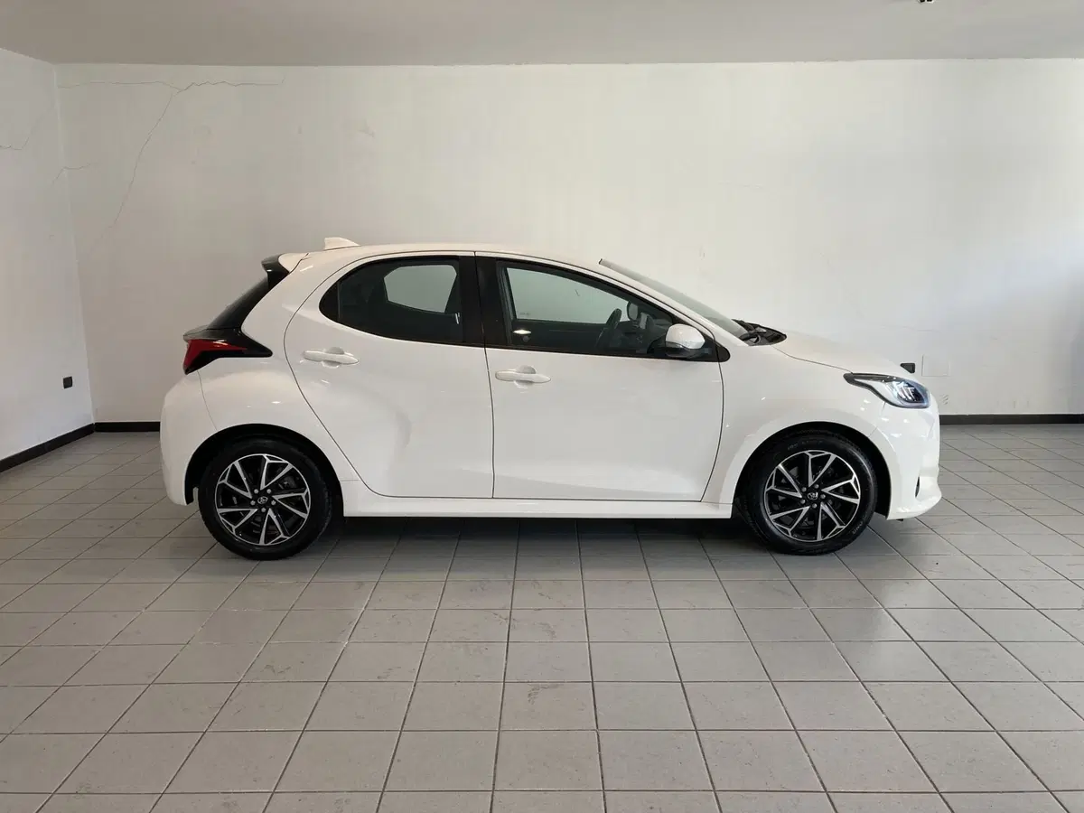 Toyota Yaris usata a Barletta-Andria-Trani (3)