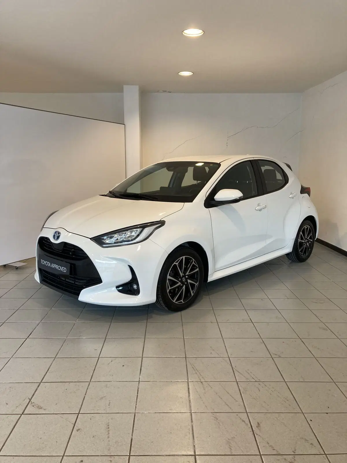 Toyota Yaris usata a Barletta-Andria-Trani (4)