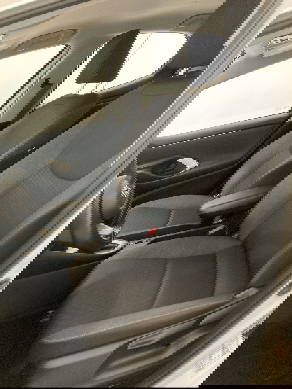 Toyota Yaris usata a Barletta-Andria-Trani (8)