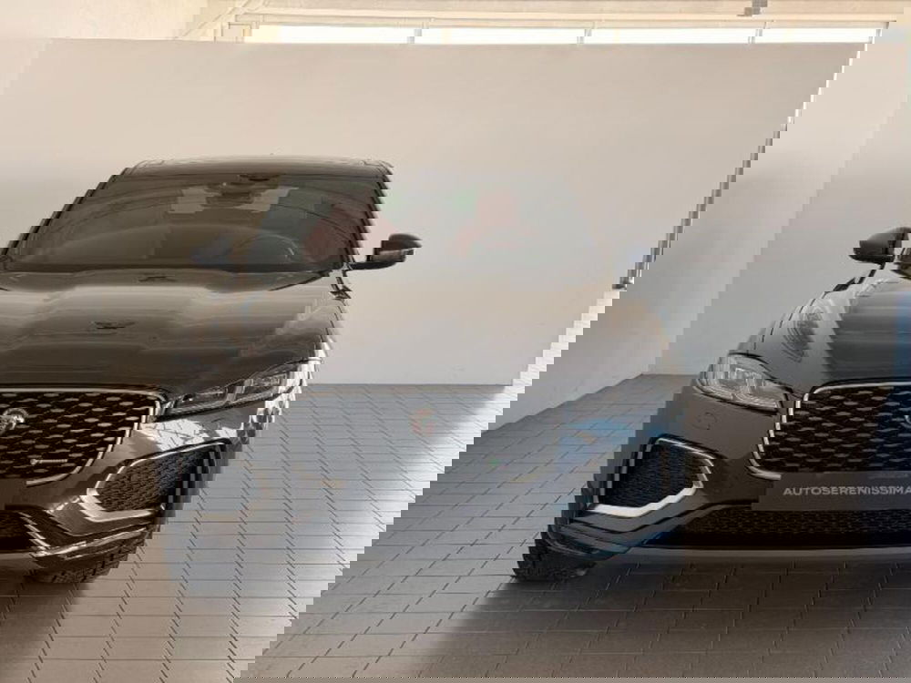 Jaguar F-Pace usata a Venezia (2)