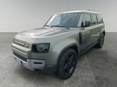 Land Rover Defender 110 3.0d i6 mhev X-Dynamic SE awd 200cv auto del 2024 usata a Civitanova Marche