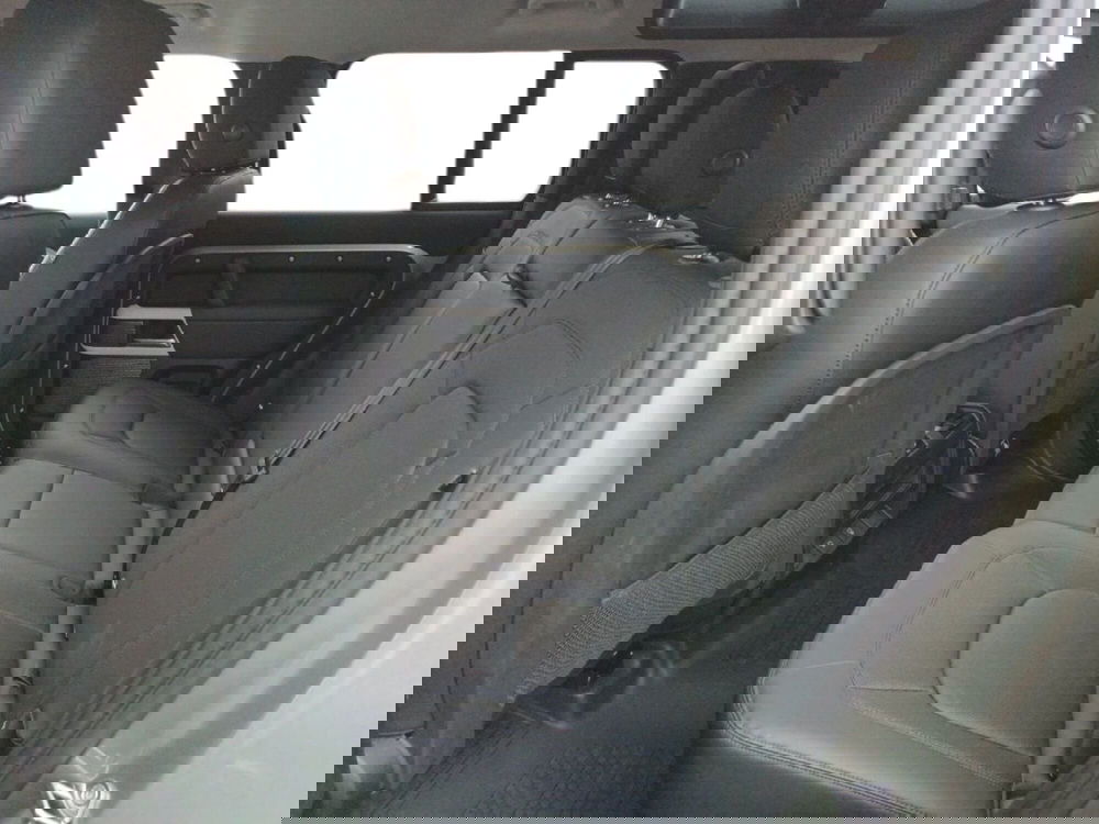 Land Rover Defender usata a Macerata (5)