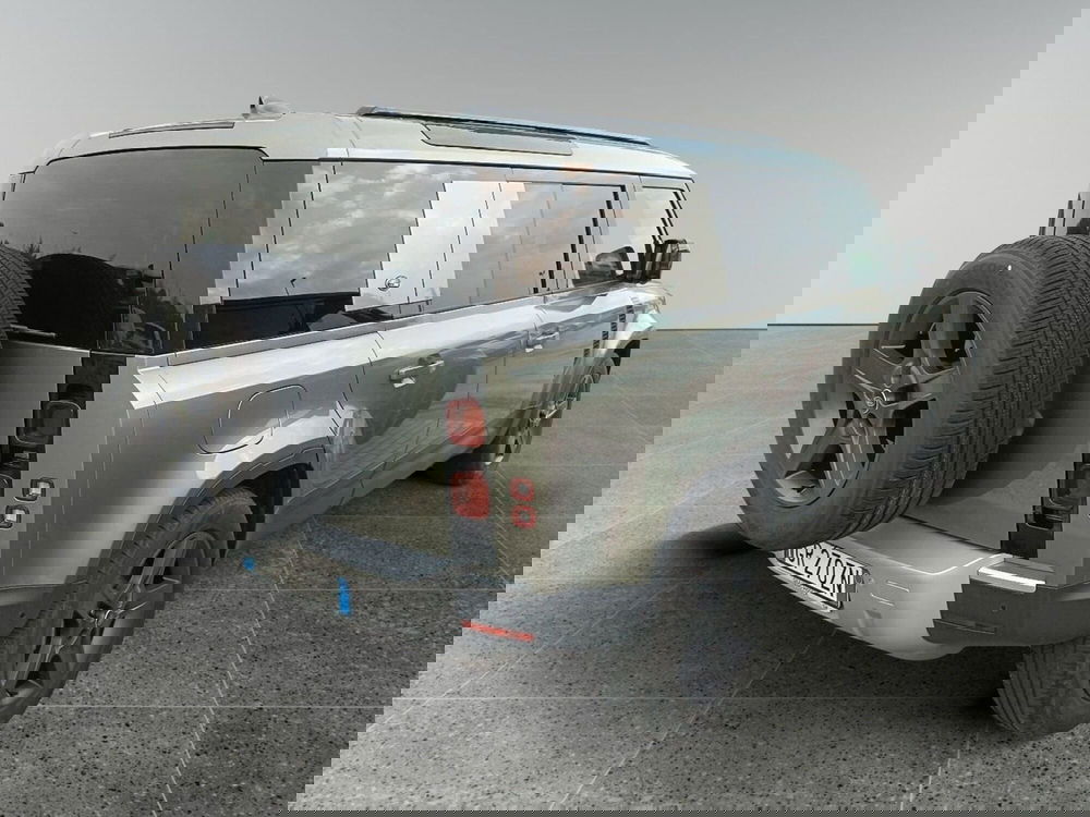 Land Rover Defender usata a Macerata (6)