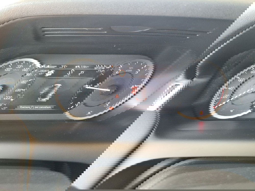 Land Rover Discovery Sport usata a Macerata (9)