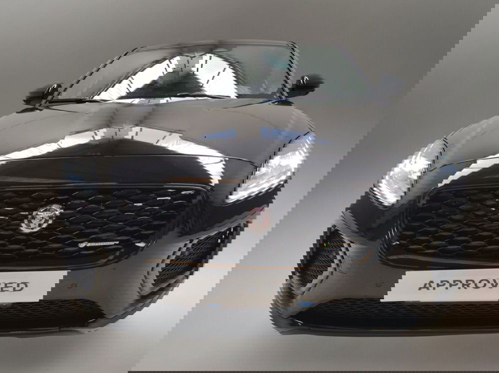 Jaguar E-Pace usata a Cremona (8)