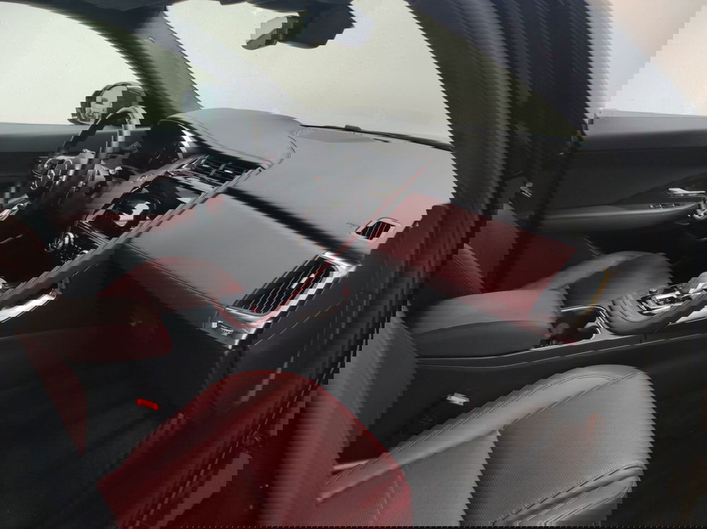 Jaguar E-Pace usata a Cremona (3)