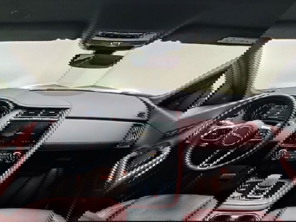 Jaguar E-Pace usata a Cremona (4)