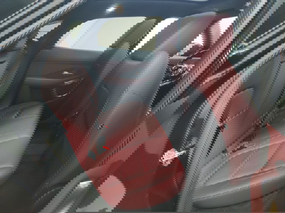 Jaguar E-Pace usata a Cremona (5)