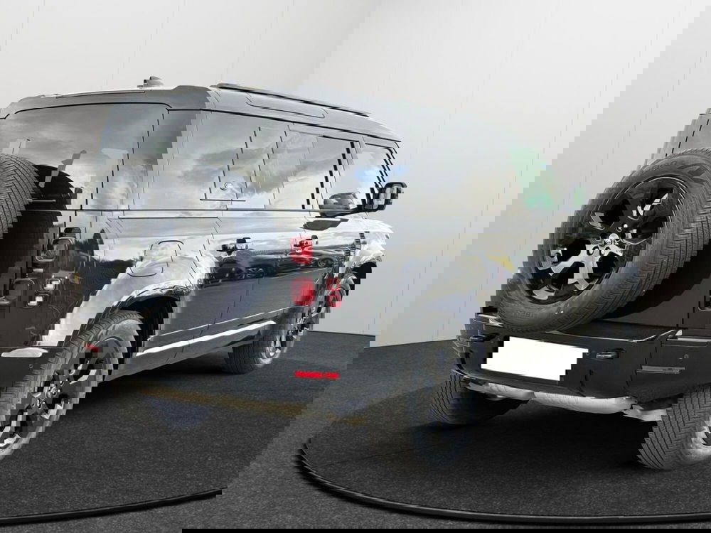 Land Rover Defender usata a Cagliari (2)