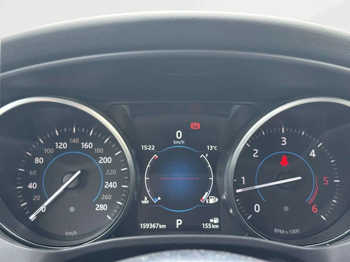 Jaguar F-Pace usata a Siena (10)