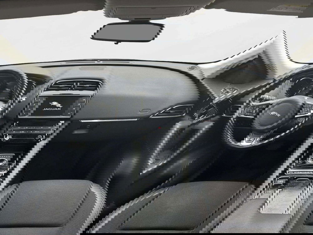 Jaguar F-Pace usata a Siena (4)