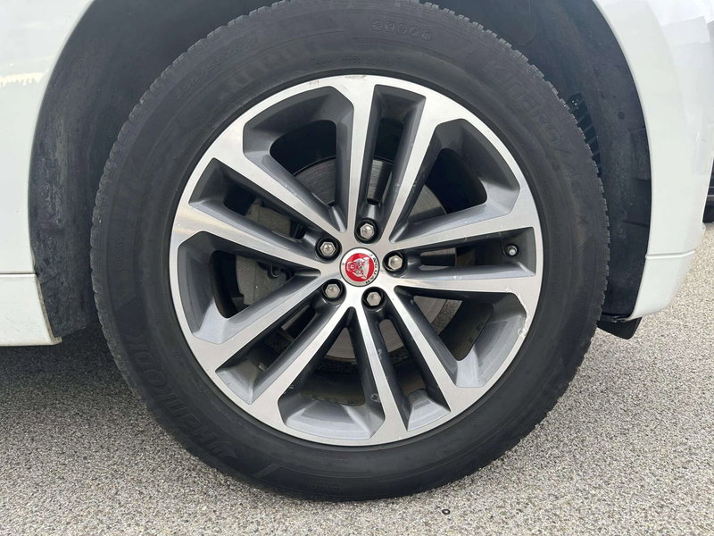 Jaguar F-Pace usata a Siena (9)