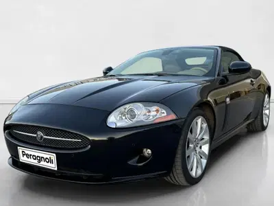 Jaguar XK 3.5 V8 Convertibile del 2009 usata a Monteriggioni