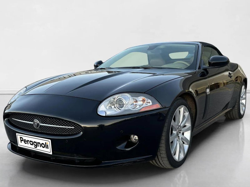 Jaguar XK usata a Siena