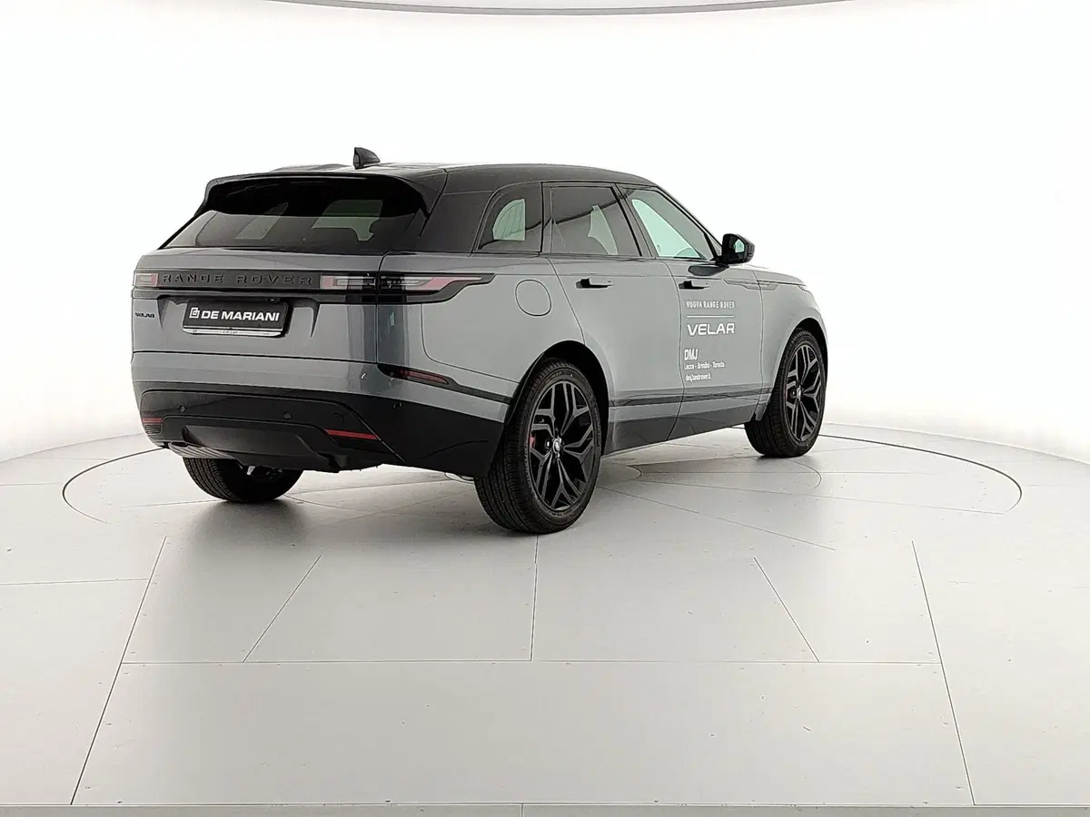 Land Rover Range Rover Velar nuova a Brindisi (2)