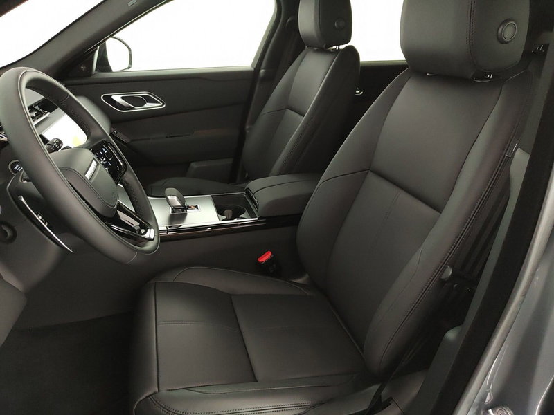 Land Rover Range Rover Velar nuova a Brindisi (3)