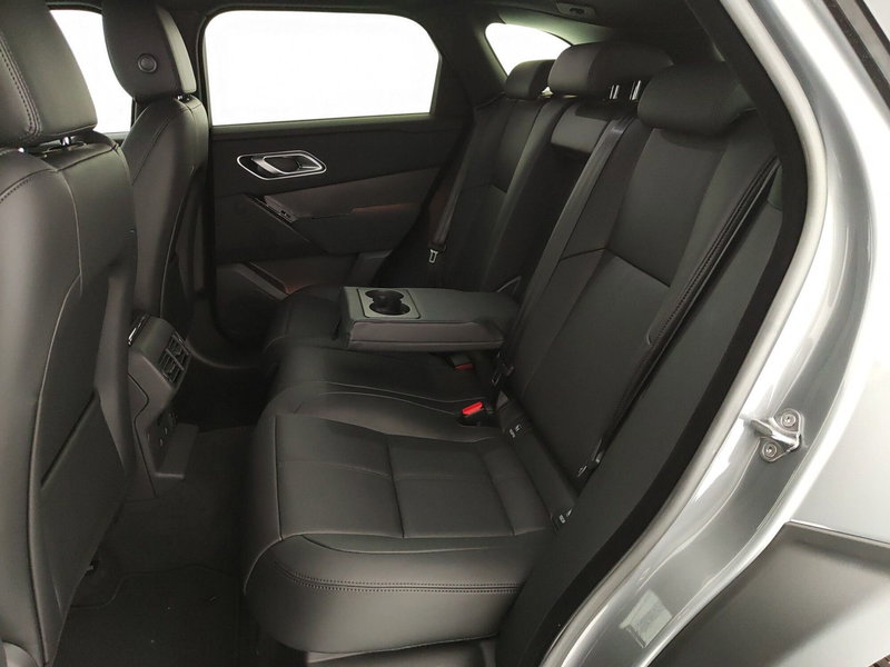 Land Rover Range Rover Velar nuova a Brindisi (5)