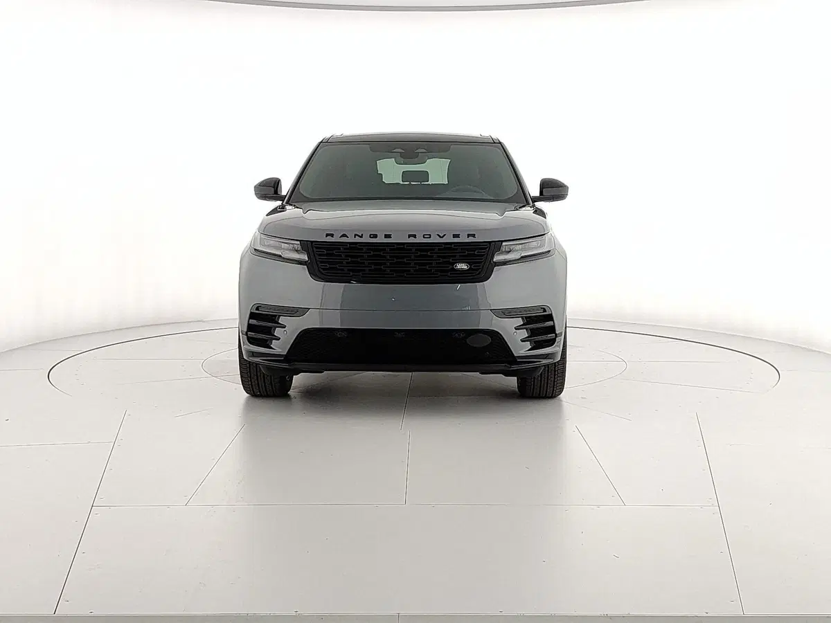 Land Rover Range Rover Velar nuova a Brindisi (8)