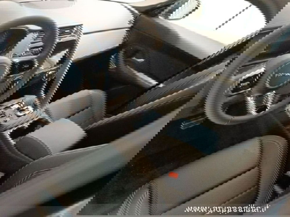 Jaguar E-Pace usata a Macerata (10)