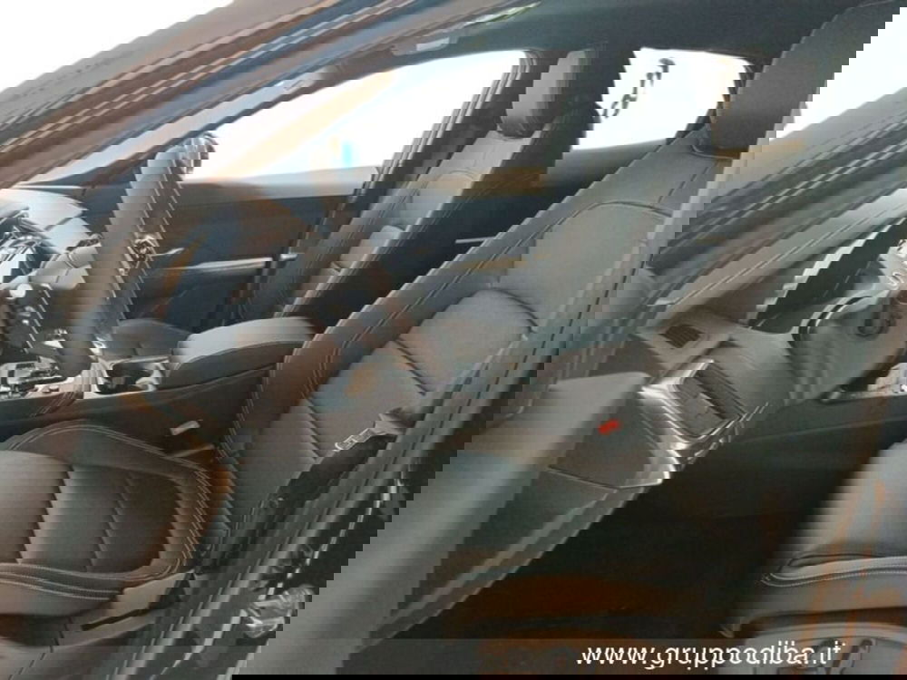 Jaguar E-Pace usata a Macerata (4)