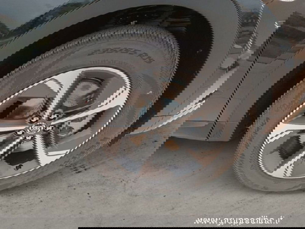 Jaguar E-Pace usata a Macerata (9)