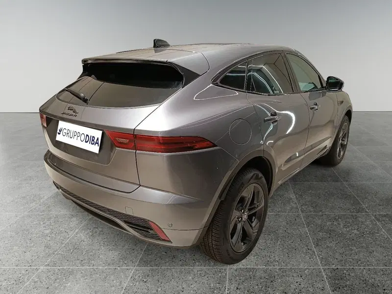 Jaguar E-Pace usata a Macerata (5)