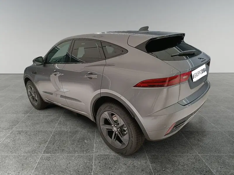 Jaguar E-Pace usata a Macerata (6)