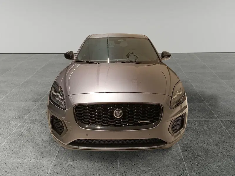 Jaguar E-Pace usata a Macerata (7)