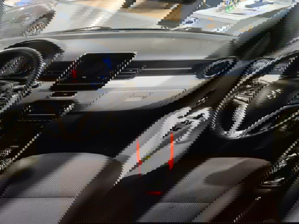 Suzuki Ignis usata a Arezzo (11)