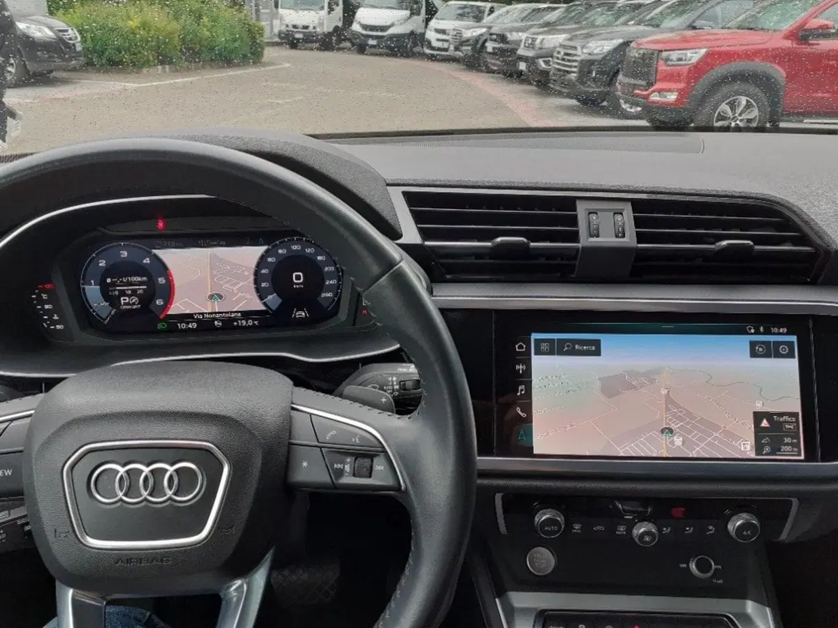 Audi Q3 Sportback usata a Modena (15)