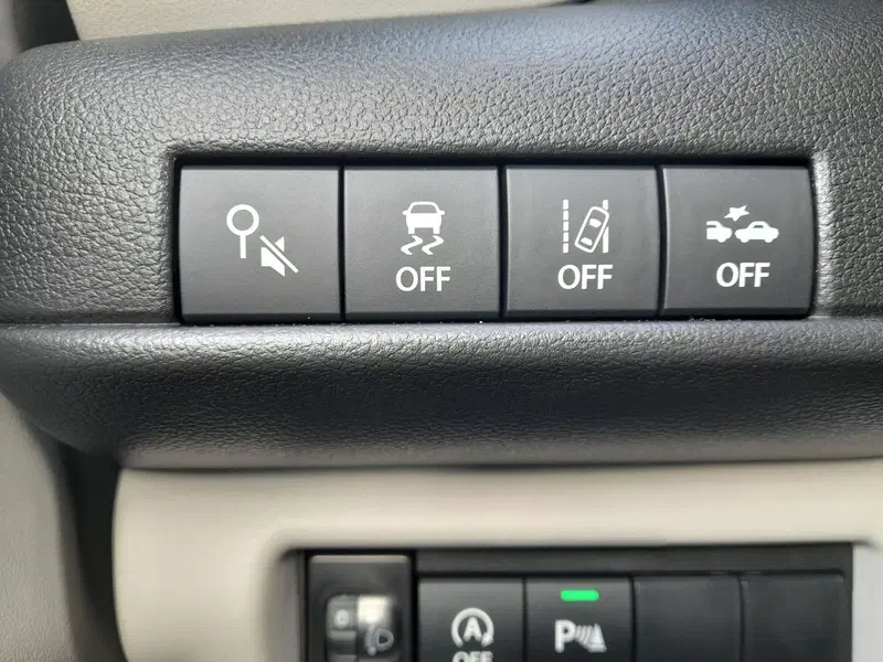 Suzuki Swift nuova a L'Aquila (16)