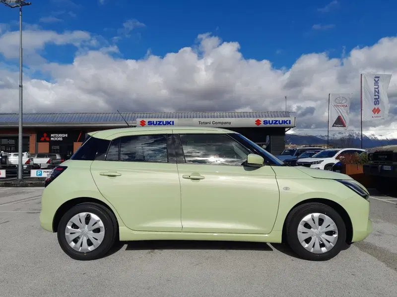 Suzuki Swift nuova a L'Aquila (2)