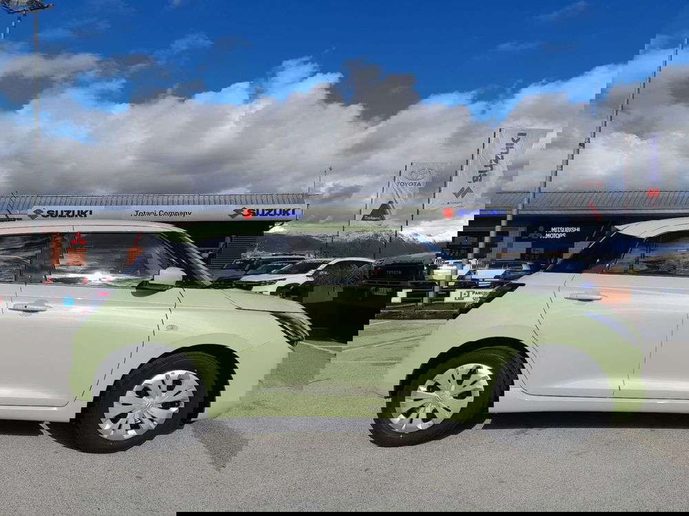 Suzuki Swift nuova a L'Aquila (2)