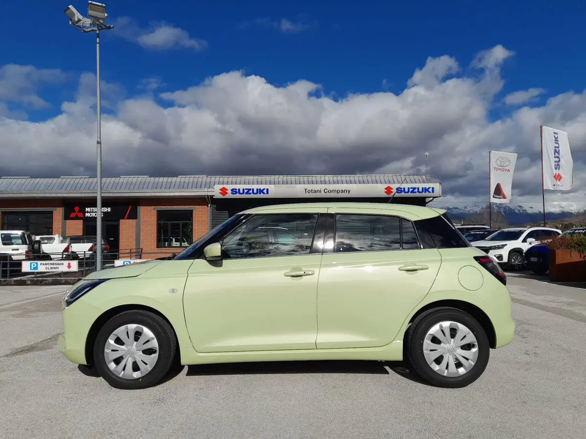 Suzuki Swift nuova a L'Aquila (4)