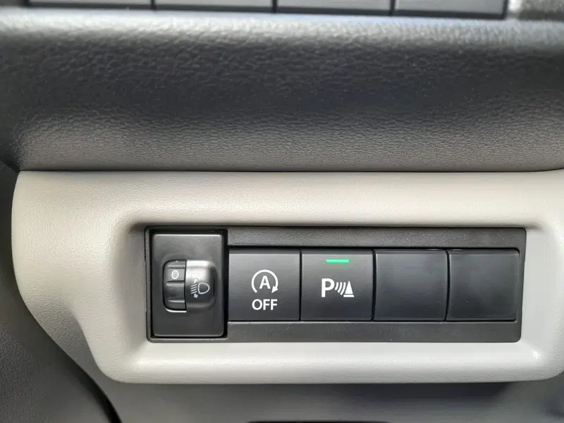 Suzuki Swift nuova a L'Aquila (12)