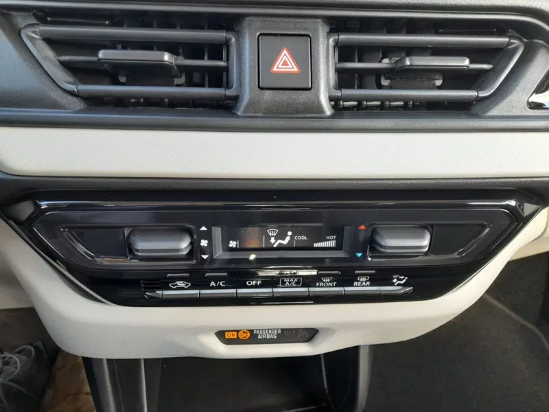 Suzuki Swift nuova a L'Aquila (13)
