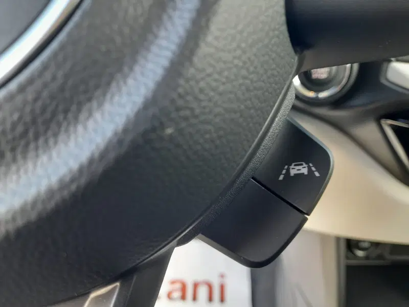 Suzuki Swift nuova a L'Aquila (5)
