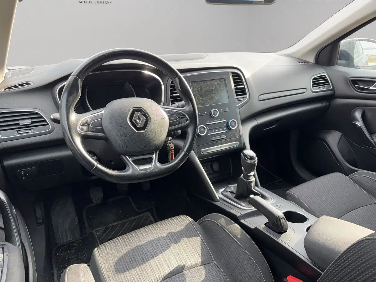 Renault Mégane Sporter usata a Macerata (9)
