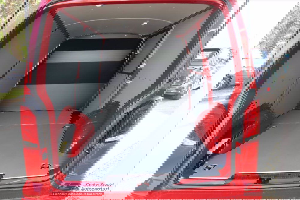 Volkswagen Veicoli Commerciali T6.1 usata a Bologna (5)