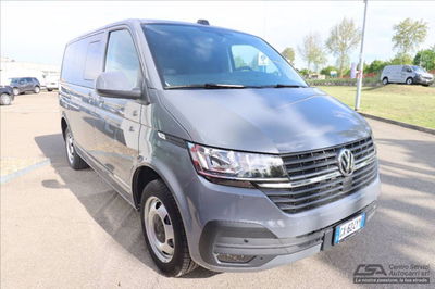 Volkswagen Veicoli Commerciali T6.1 Transporter 30 2.0 tdi 150cv kombi Business p.c. dsg7 del 2025 usata a Anzola dell'Emilia