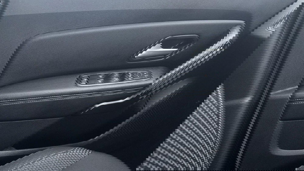 Dacia Duster usata a Padova (17)