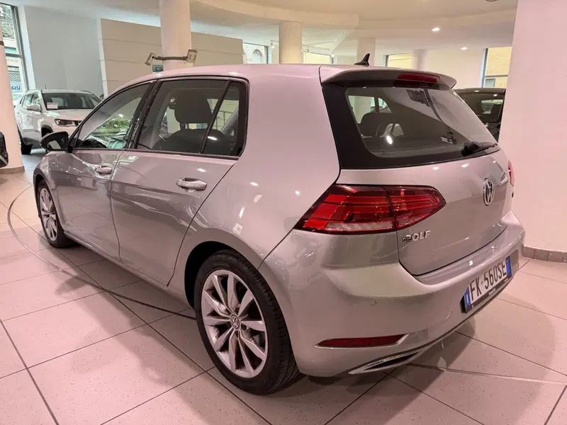 Volkswagen Golf usata a Genova (3)