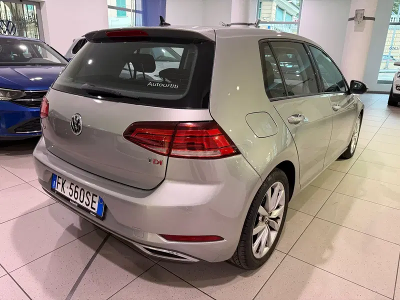 Volkswagen Golf usata a Genova (5)
