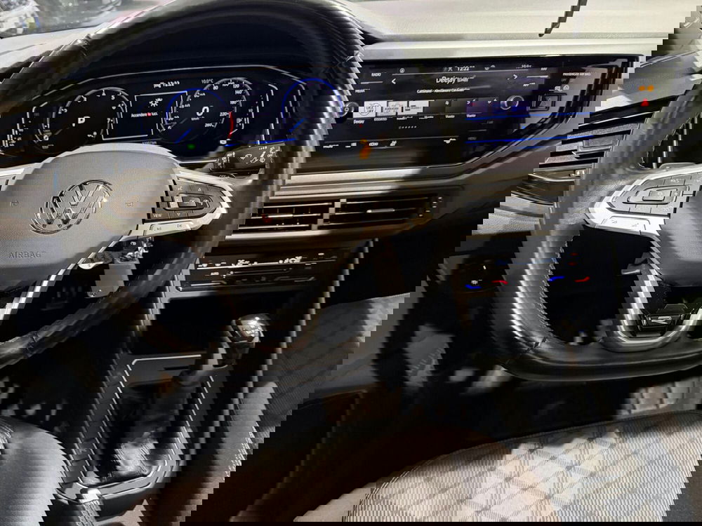 Volkswagen Taigo usata a Genova (13)