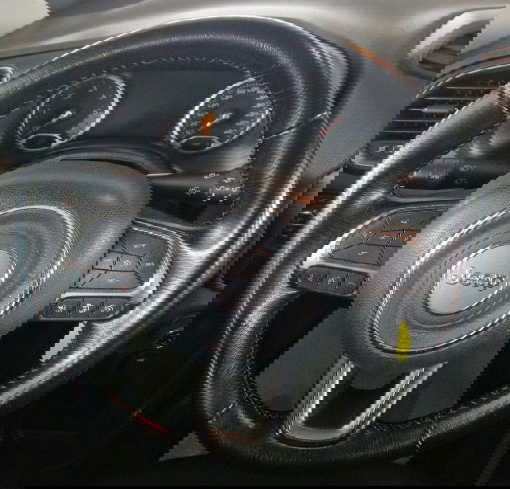 Jeep Renegade usata a Terni (12)