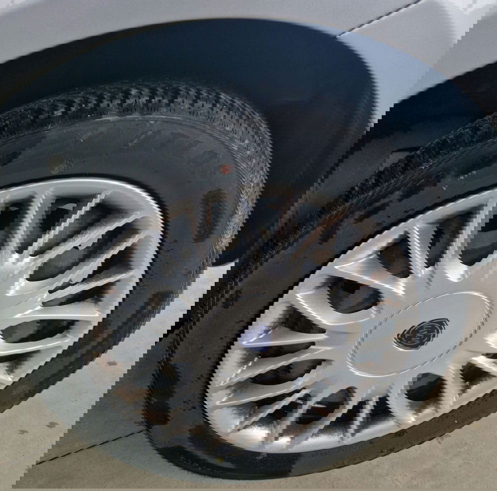 Lancia Ypsilon usata a Terni (15)