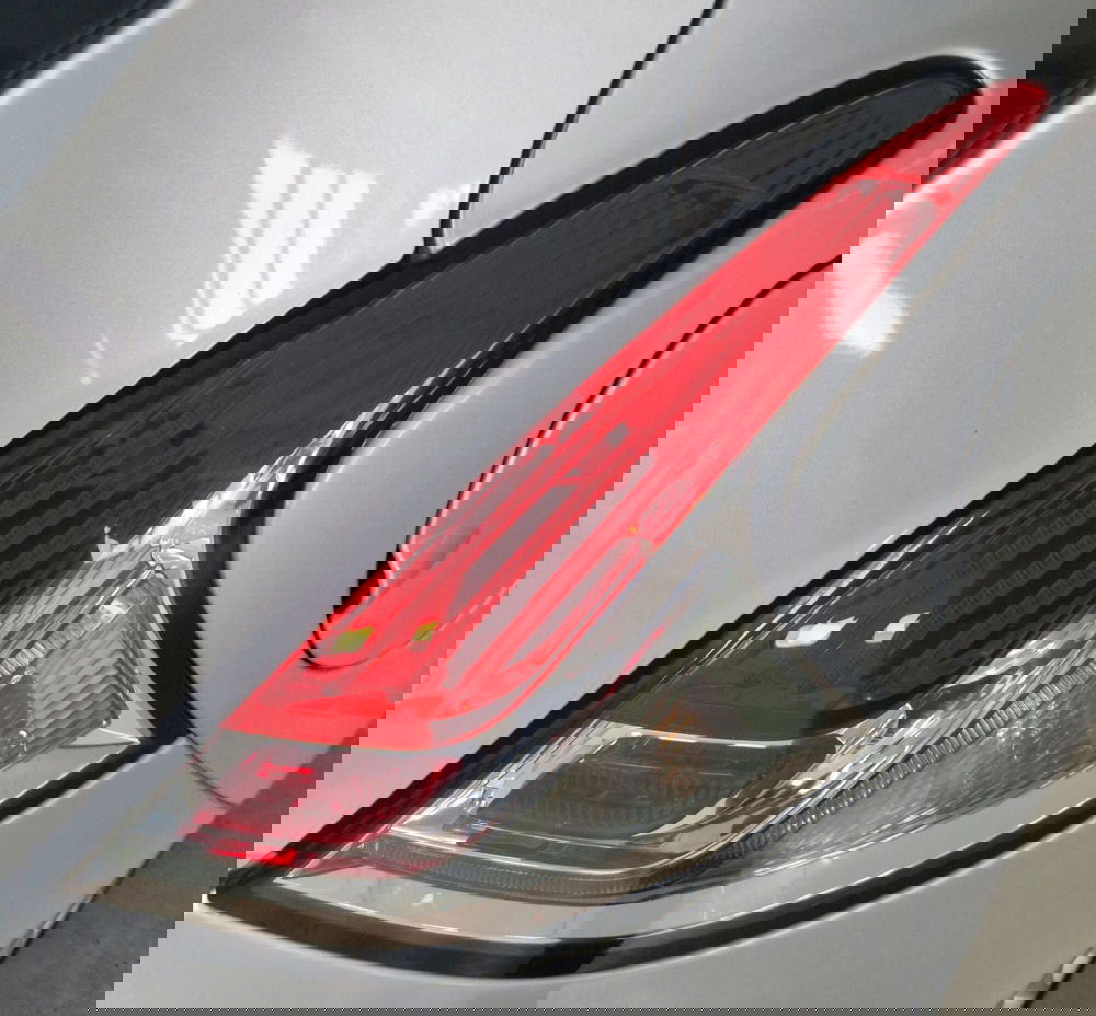 Lancia Ypsilon usata a Terni (17)