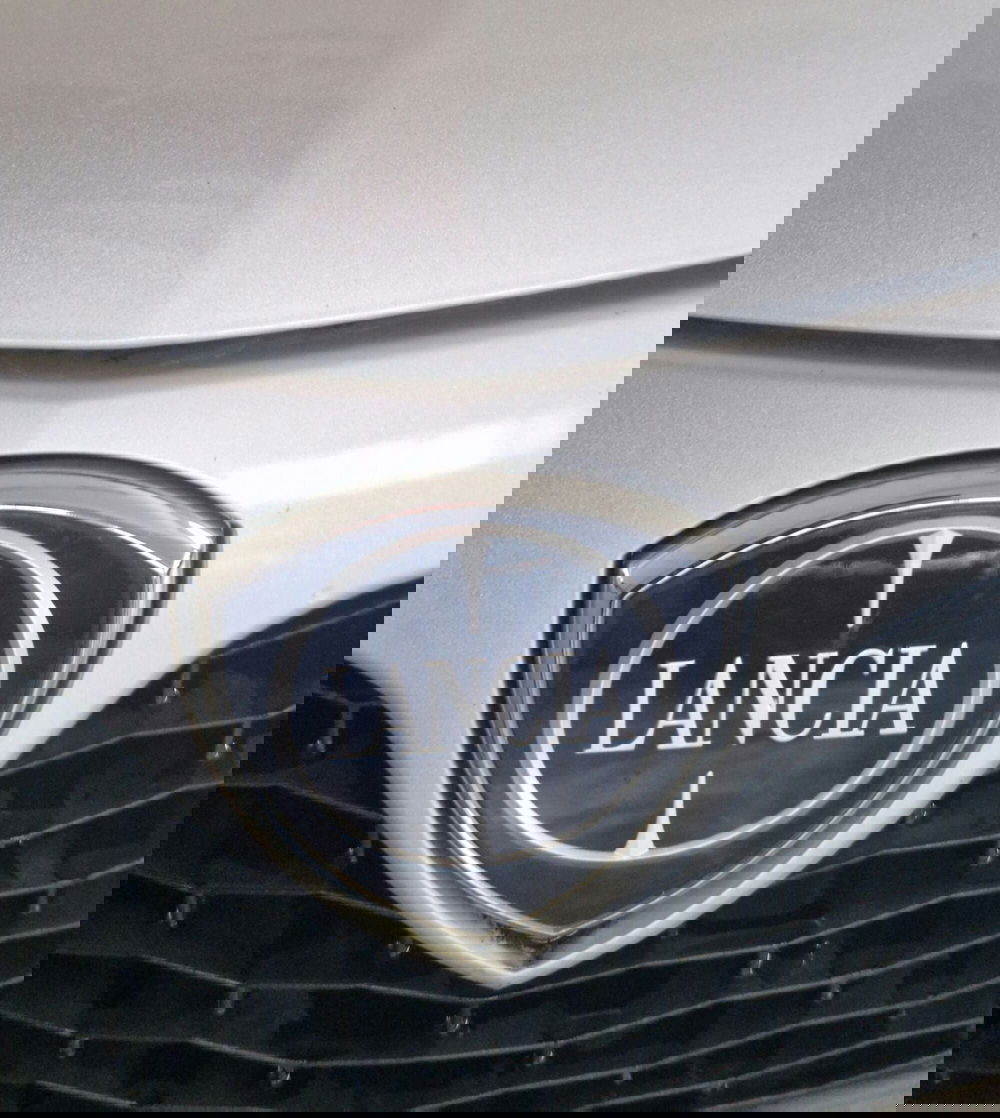 Lancia Ypsilon usata a Terni (20)